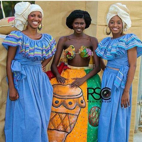 Haiti Indigenous / Amelia Lyon Photography Blog - They befriend a local ...