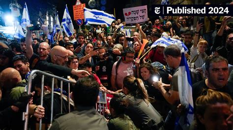 Protest Outside Netanyahu’s Home Turns Into ‘Riot,’ Israeli Police Say