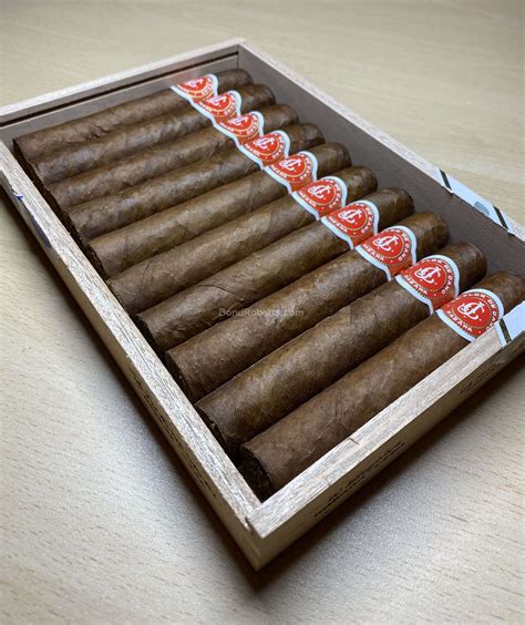 La Flor De Cano Elegidos 2020 Slide Lid Box Of 10 Cigars 21096