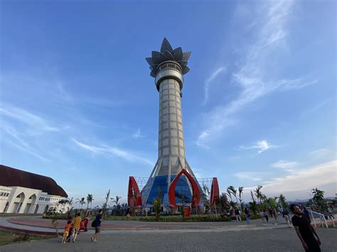 Menara Pandang Teratai Ikon Wisata Dengan Desain Unik Di Kota