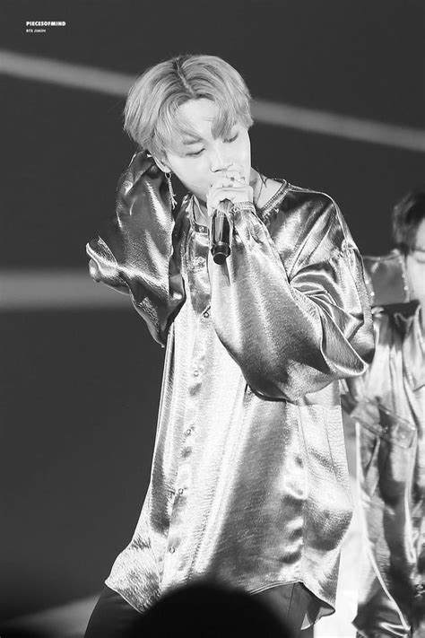 171208 THE WINGS TOUR FINAL IN SEOUL D 1 Do Not Edit Crop The Logo