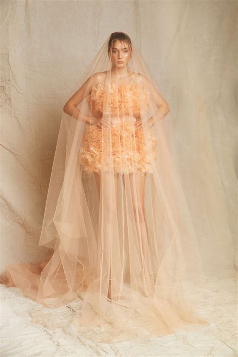 Cihan Nacar Istanbul Spring 2021 Collection Vogue