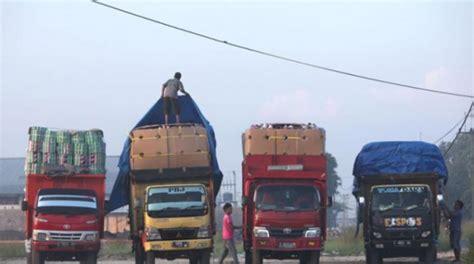 Toleransi Masih Diberikan Bagi Truk Muatan Sembako Dan Bahan Bangunan