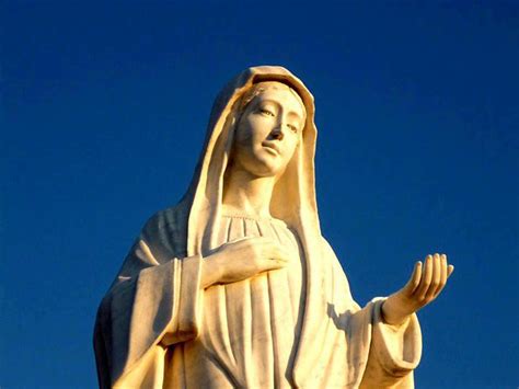 Medjugorje Tutti I Giorni Giorno Novena Alla Regina Della Pace