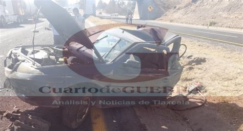 Aparatoso Accidente Deja Destrozado Un Auto Y A Tres Personas