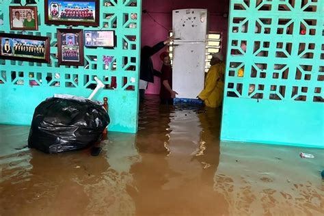 Se Registran Inundaciones En Agua Dulce Veracruz