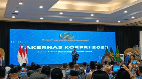 Buka Rakernas Korpri Jokowi Sebut ASN Kekuatan Besar Penentu Kemajuan