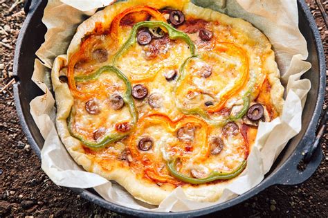 Dutch Oven Pizza Fresh Off The Grid