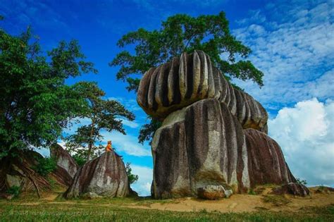 Wisata Alam Batu Belimbing Bangka Selatan Keindahan Alam Yang