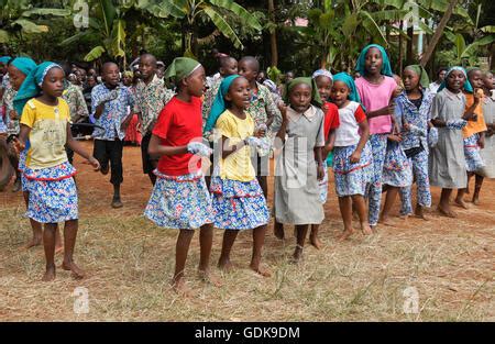 Kikuyu girls performing dance, Karatina, Kenya Stock Photo: 62855211 ...