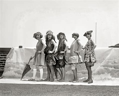 Shorpy Historical Picture Archive Bathing Girls 1922 High Resolution Photo