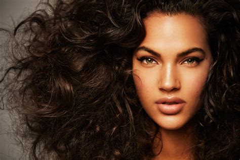 Get Hair Volume - 4 Must-Try Ways to Create Fabulously Voluminous Hair