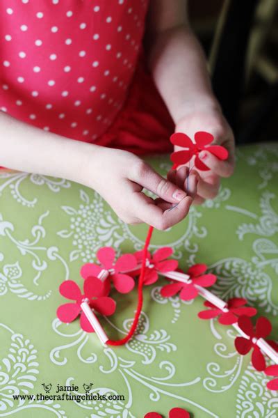 Homemade Hawaiian Leis Kid Craft The Crafting Chicks