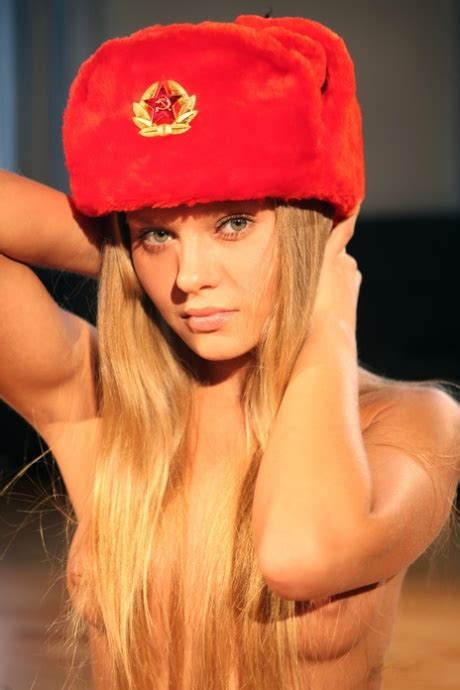 Sweet Russian Teen Willa Spreads Her Delicious Pussy And Flaunts Her Hot Feet CoedCherry