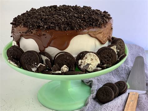 Oreo Ice Cream Cake