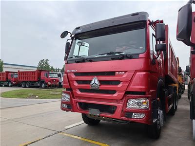 Chine Camion Benne Sinotruk Howo Camion Robuste Hp Camion