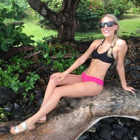 Hot Sexy Kaci Campbell Bikini Pics