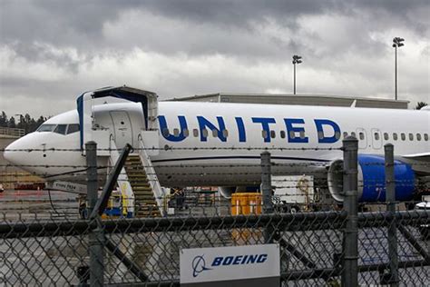 Boeing Max United Dit Avoir Trouv Des Boulons Mal Viss S Les