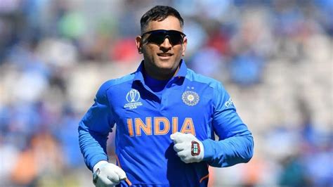 Watch: MS Dhoni makes hilarious cameo appearance in an Instagram live ...