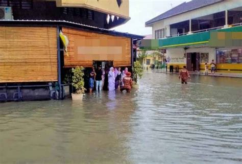 Beberapa Kawasan Di Ipoh Banjir Kilat Akibat Hujan Lebat Berterusan