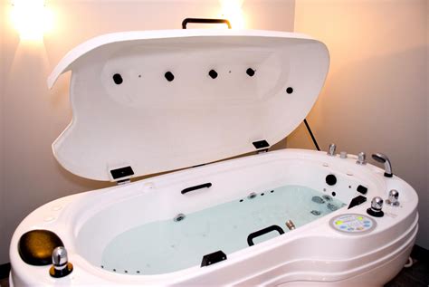 Hydro Therapy Massage Spa Lux