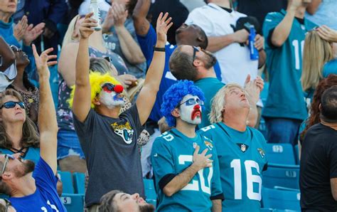 No Joke Jacksonville Jaguars Fans Dress Up As Clowns To Protest Owner