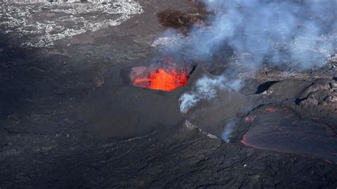 Sundhnúkagígar Isländischer Vulkan nahe Reykjavík speit schon wieder