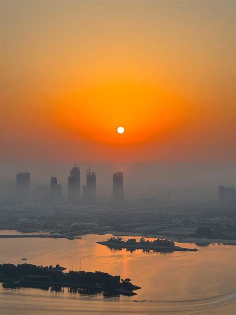 Sunrise in Dubai : r/pics