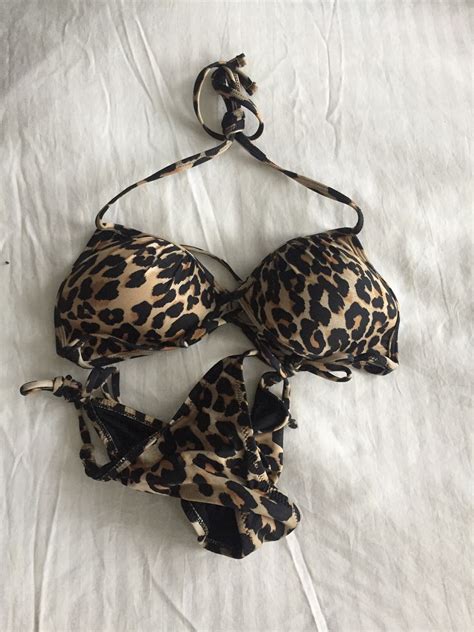 BIKINI SET LIVE CHANGE MFC Share