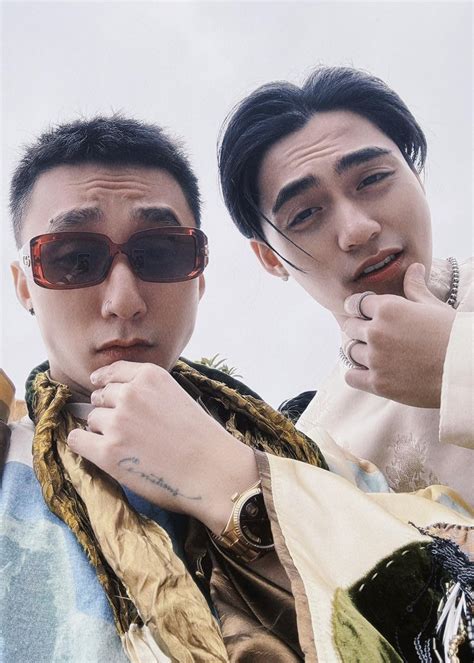 Hot nhất mùng Sơn Tùng MONO tung bộ ảnh cực chất anh em nương tựa khiến cõi mạng bùng nổ