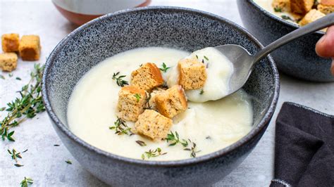 Cheesy Cauliflower Cheddar Soup Recipe