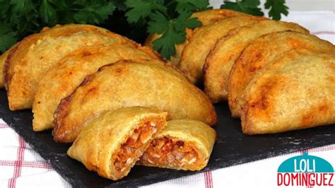 Empanadas De Pollo Con Masa Casera De La Abuela Amparo En La Comunidad