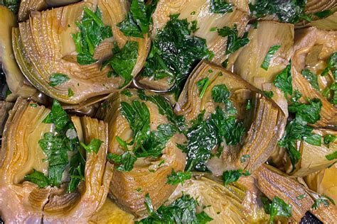 Carciofi In Padella La Ricetta Per Un Contorno Versatile Moltofood