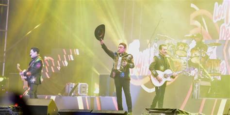 En Fotos Así Se Vive El Concierto De Los Tigres Del Norte En El Zócalo De La Cdmx