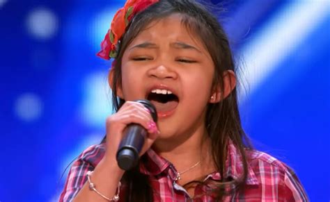 This 9 Year Old Pinay Singer Angelica Hale Got A Standing Ovation From