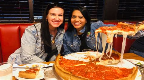 Giordanos Pizzeria Orlando Universal Studios Location Youtube