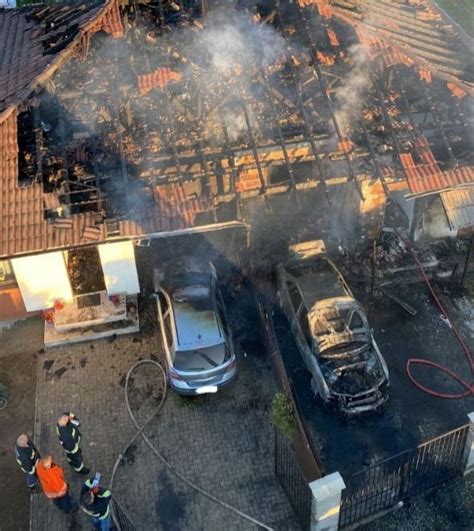 Foto Incendiu puternic într o comună din Timiș două locuințe și două