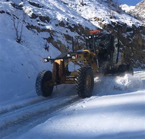 Diyarbak Rda Kardan Kapanan Mahallenin Yolu A Ld