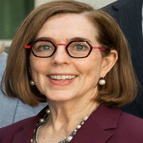 Oregon Gov Kate Brown Commutes Death Sentences Of 17 People To Life