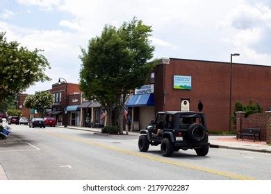 64 Kernersville Downtown Images, Stock Photos & Vectors | Shutterstock