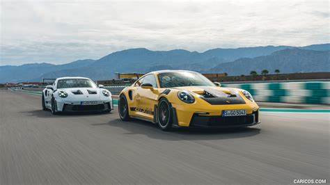 Porsche 911 GT3 RS | 2023MY (Color: Racing Yellow)