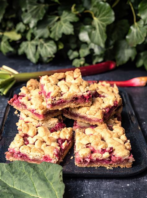 Rhabarberkuchen Mit Streuseln Rhabarber Streusel Schnitten