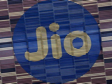 Jefferies Assigns Rs 134 224 Per Share For Jio Financial Services