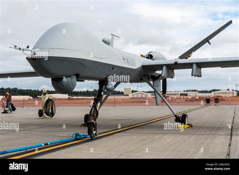 Die United States Air Force Mq 9 Reaper Drone Sitzt Auf Statische