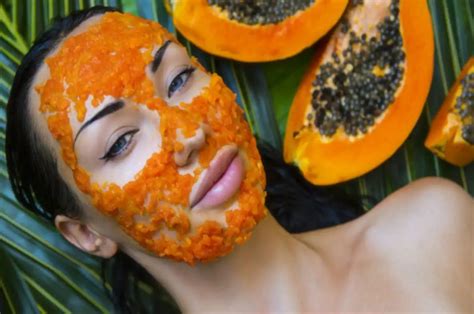 DIY Masker Pepaya Bisa Jadikan Kulit Kenyal Awet Muda Terus