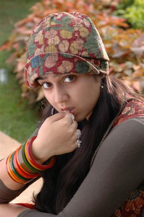 Yummyangels Hot Cute N Sexy Charmee