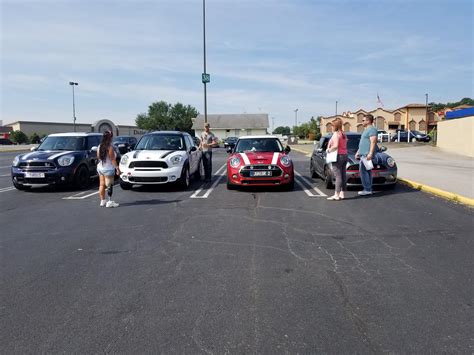 Rule 1 on our way to Little Switzerland! : r/MINI