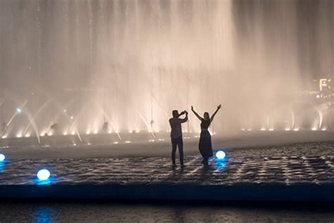 Dubai Fountain (Free Access) - Timings, Tickets, Boardwalk, Lake Ride Etc