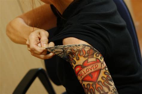 Milano Il Finto Tatuaggio Fa Tendenza La Repubblica