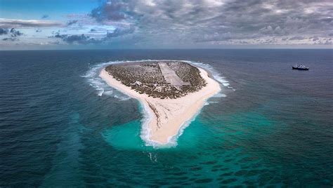 Les Esclaves Abandonn S De L Le Tromelin France Inter